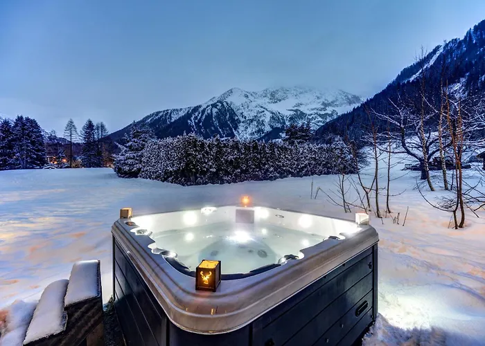 Chosalets - 200m2 Cheminee Jacuzzi Sauna Vues בקתה